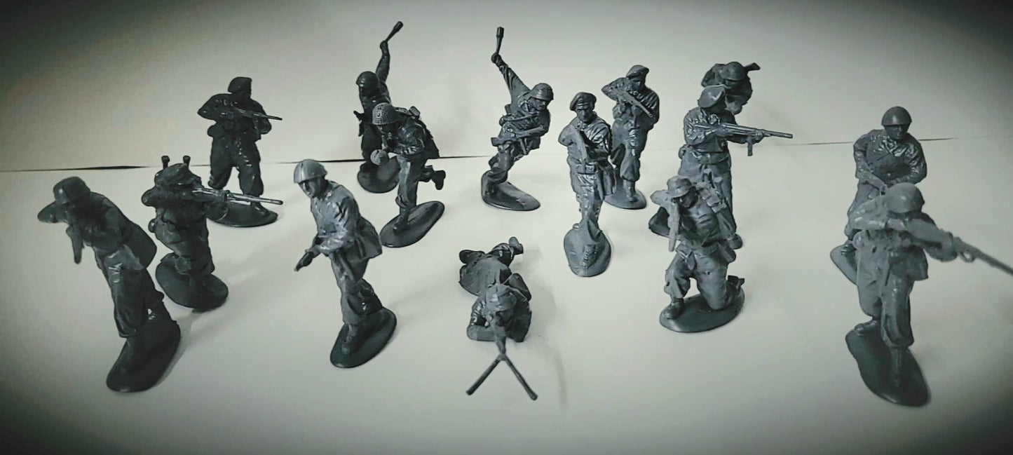 32054 MARS 1/32 Italian WWII Paratroopers WWII