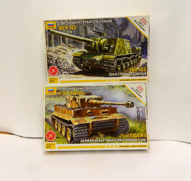 GR048_2025 ZVEZDA GUERRA DI CARRI 1/72