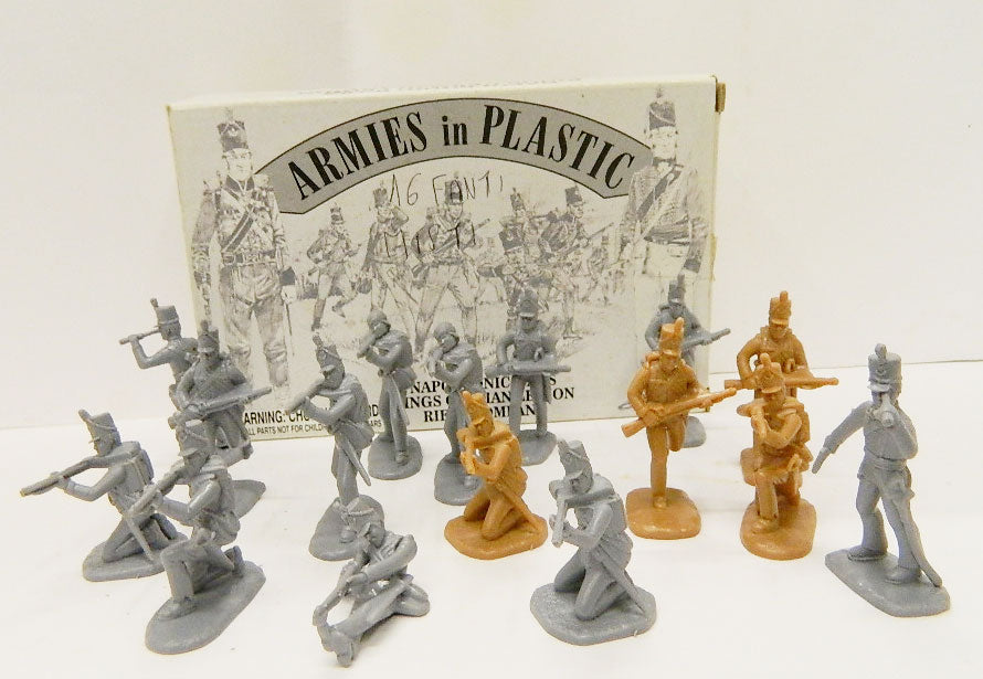 5507 ARMIES IN PLASTIC 1/32 Napoleonic Wars - Kings German Legion - Rifle Company