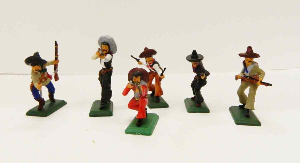 BRITAIN DSG BRIT014 MESSICANI A PIEDI DIPINTI SENZA SCATOLA 1/32