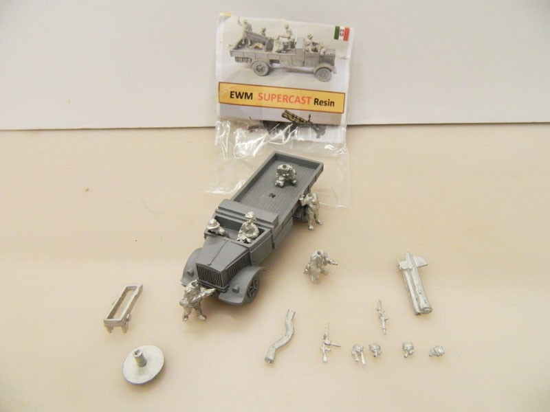 N0 EWM 1/72 LANCIA 3 RO NM AUTOCANNONE 100/17 SKODA
