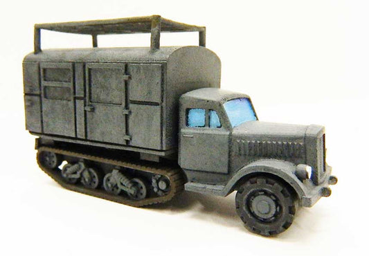022 MAR.DAV NOT PAINTED GERMAN MAULTIER RADIO HALF-TRACK WWII 1/72
