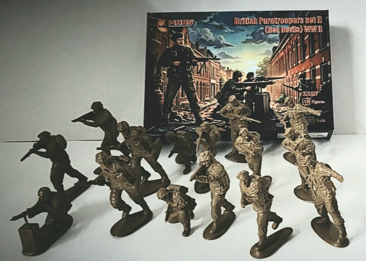32057 MARS 1/32 Set Paracadutisti Britannici II Diavoli Rossi WW2