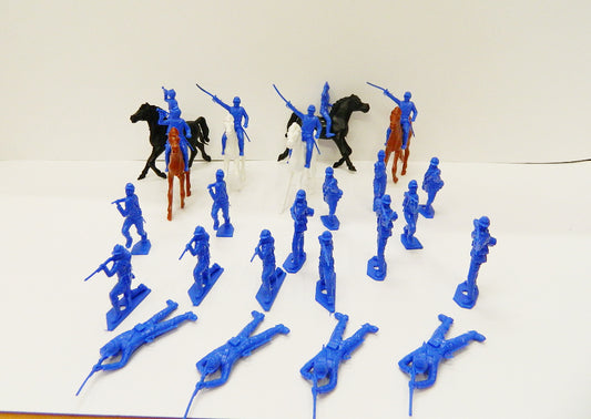 MPC-CAVHRS MARX U.S. CAVALRY TROOPERS & HORSES  50MM 1/32