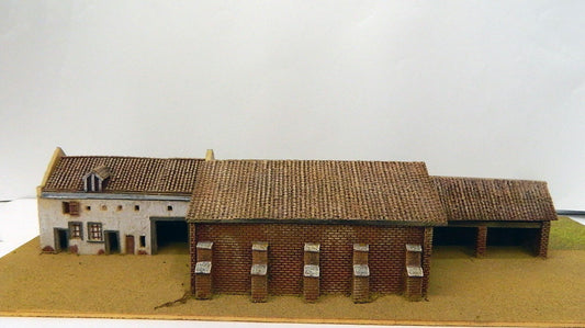 WATERLOO1815 PEZZO UNICO LATO DI UNA PARTE DEL CASTELLO DI HOUGHMONT 1/72