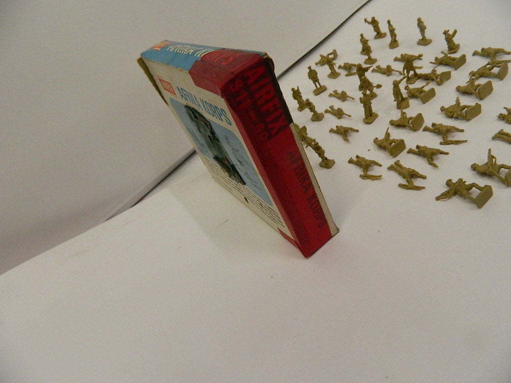 AIRFIX SCALA H/0 s1159 AFRIKA KORPS PRIMA SERIE ANNI 60