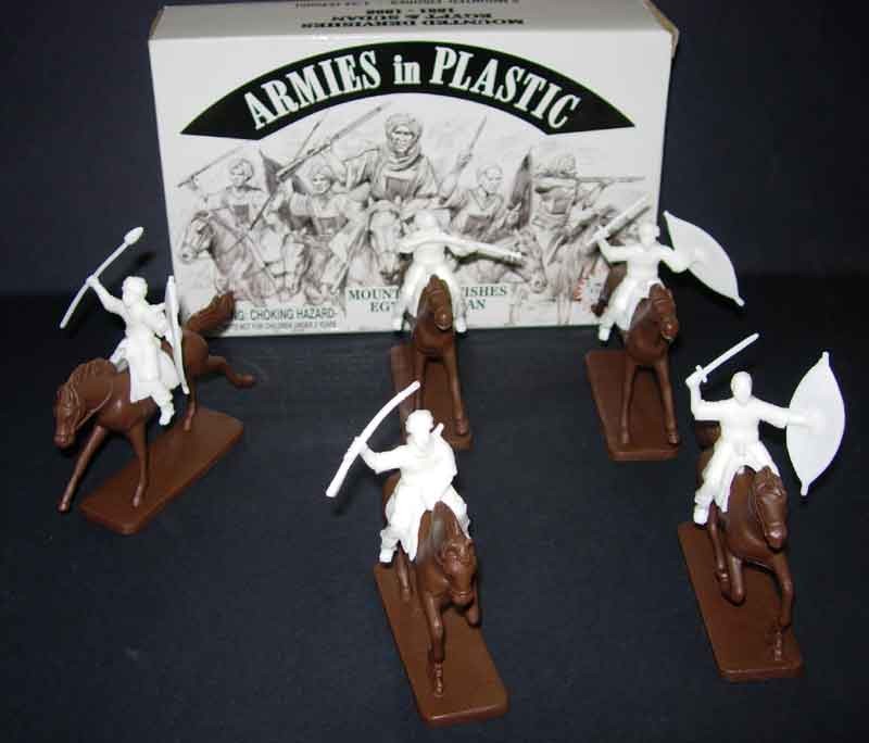 5490 ARMIES IN PLASTIC SCALA 1/32 CAVALLERIA DERVISCIA