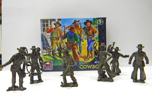 AK80022 ARK MODELS COWBOYS