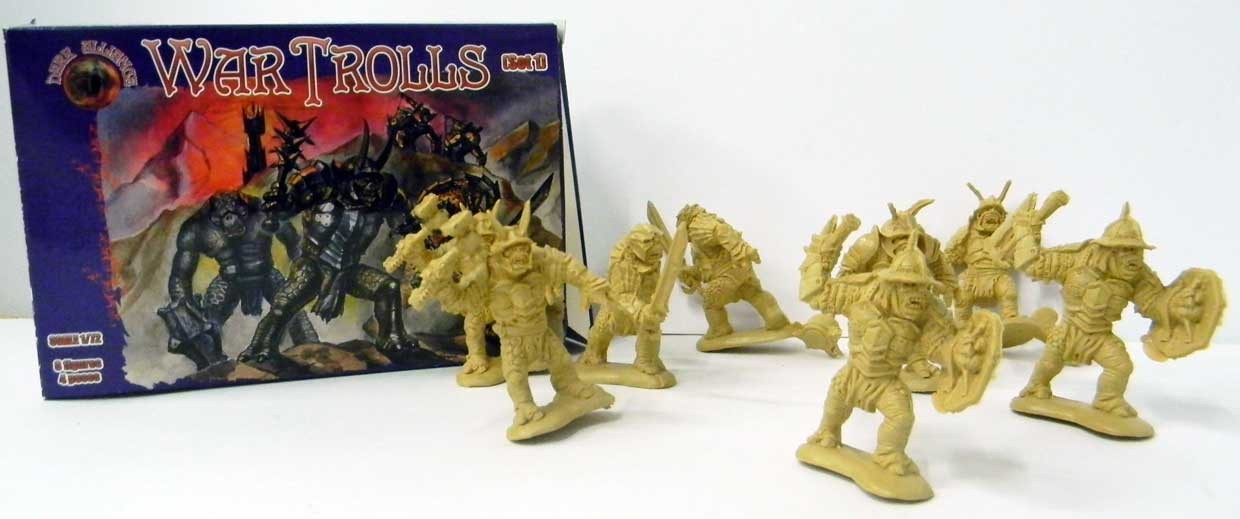 DARK ALLIANCE ALL72030  War Trolls Set 1