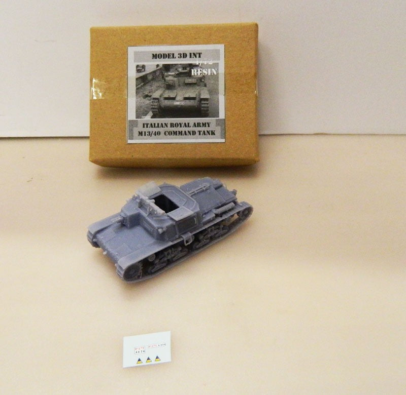 FLOR01 ITALIAN ROYAL ARMY M13/40 COMMAND TANK 1/72 MODEL 3D INT