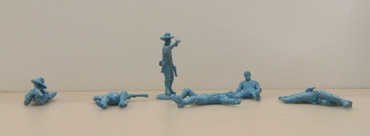 TSSD SET17A  DISMOUNTED CAVALRY WITH CASUALTIES LIGHT BLUE SET  1/32